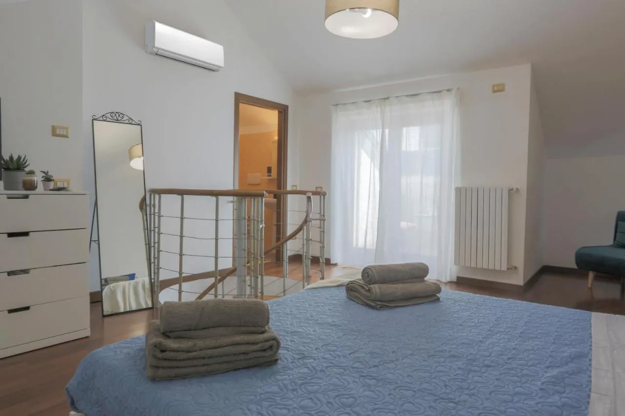 Appartamento Nolo Uptown Milano 0*,